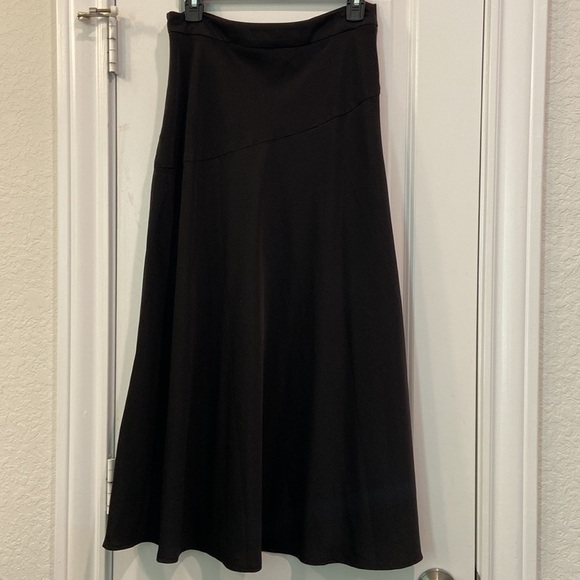 Banana Republic - Black Satin Midi Slip Skirt - Picture 12 of 12